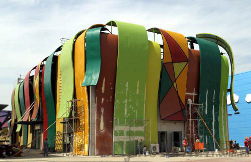angola-pavilion-2010