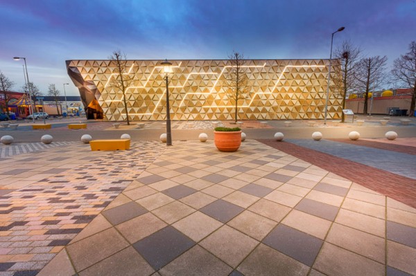 Liong Lie; architecten; Beverwijk; Bazaar; © Hannah Anthonysz 2015